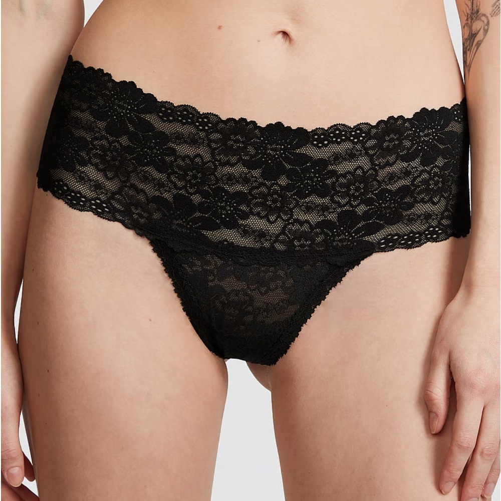 PINK
Wink Wide-Waist Thong Panty